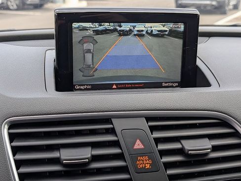 Used 2018 Audi Q3 2.0T Premium Plus w/ Premium Plus Package image 34