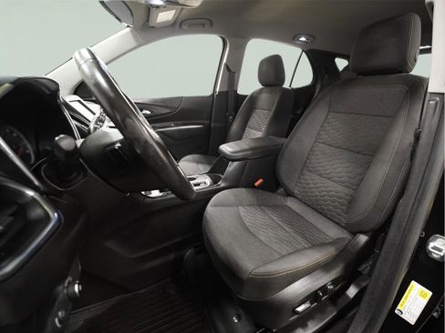 Used 2018 Chevrolet Equinox LT image 13
