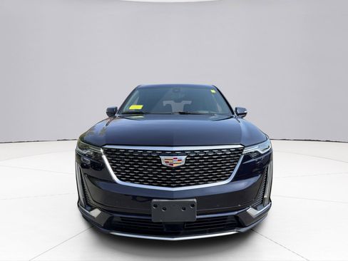 Used 2022 Cadillac XT6 Premium Luxury w/ Technology Package AWD/4WD image 18