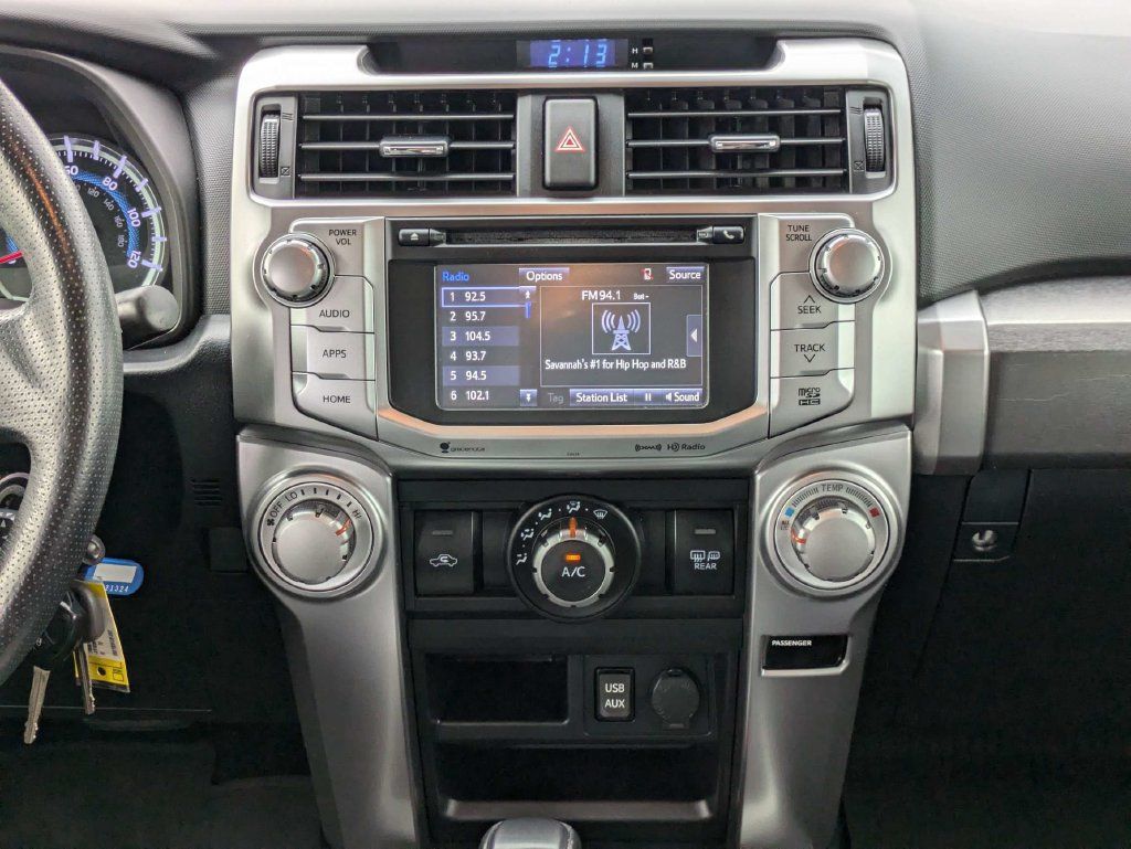 Used 2018 Toyota 4Runner SR5 Premium AWD/4WD image 19