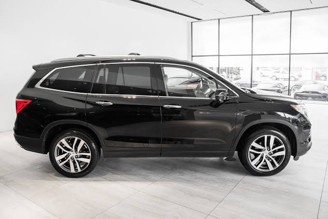 Used 2017 Honda Pilot EX-L image 2
