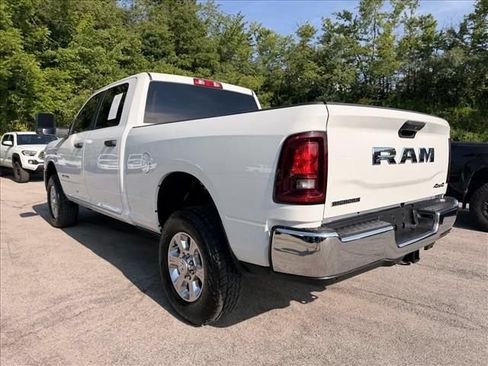 Used 2025 RAM 2500 Big Horn AWD/4WD image 7