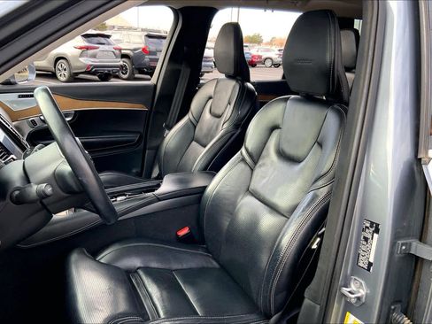 Used 2019 Volvo XC90 T6 Inscription w/ Luxury Package image 8
