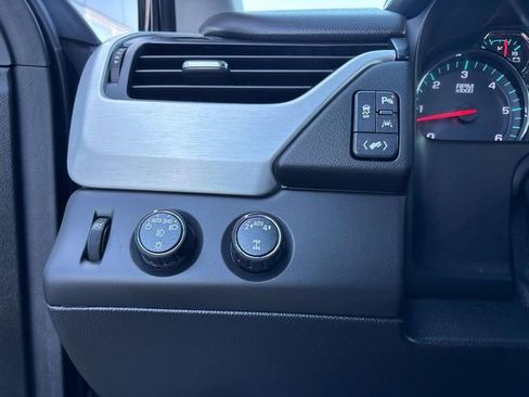 Used 2020 GMC Yukon SLT w/ Open Road Package image 24