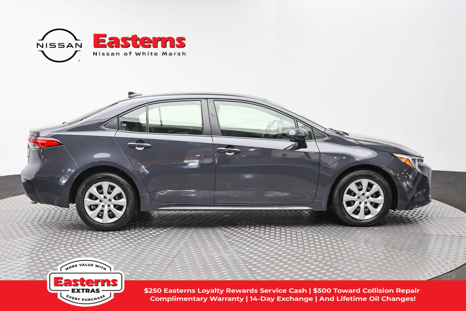 Used 2023 Toyota Corolla LE w/ Carpet Mat Package (TMS) FWD image 6