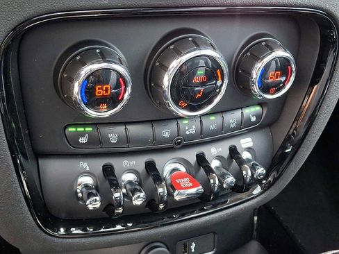 Certified 2024 MINI Cooper Clubman S AWD/4WD image 18
