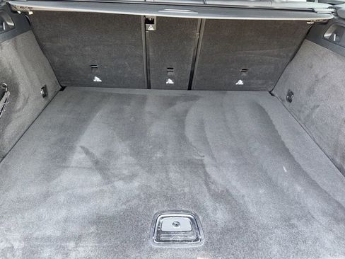 Used 2017 Mercedes-Benz GLC 300 image 25