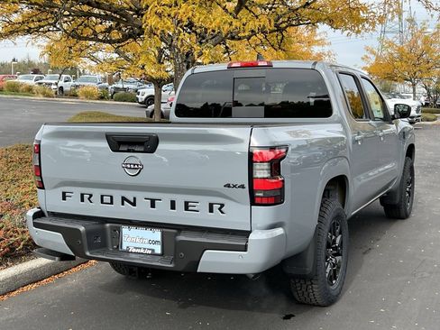 New 2026 Nissan Frontier SV w/ Tow Package image 6