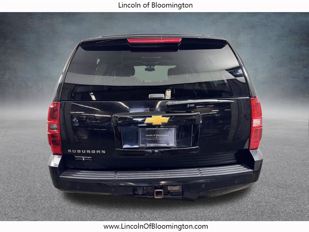 Used 2012 Chevrolet Suburban LT AWD/4WD image 5