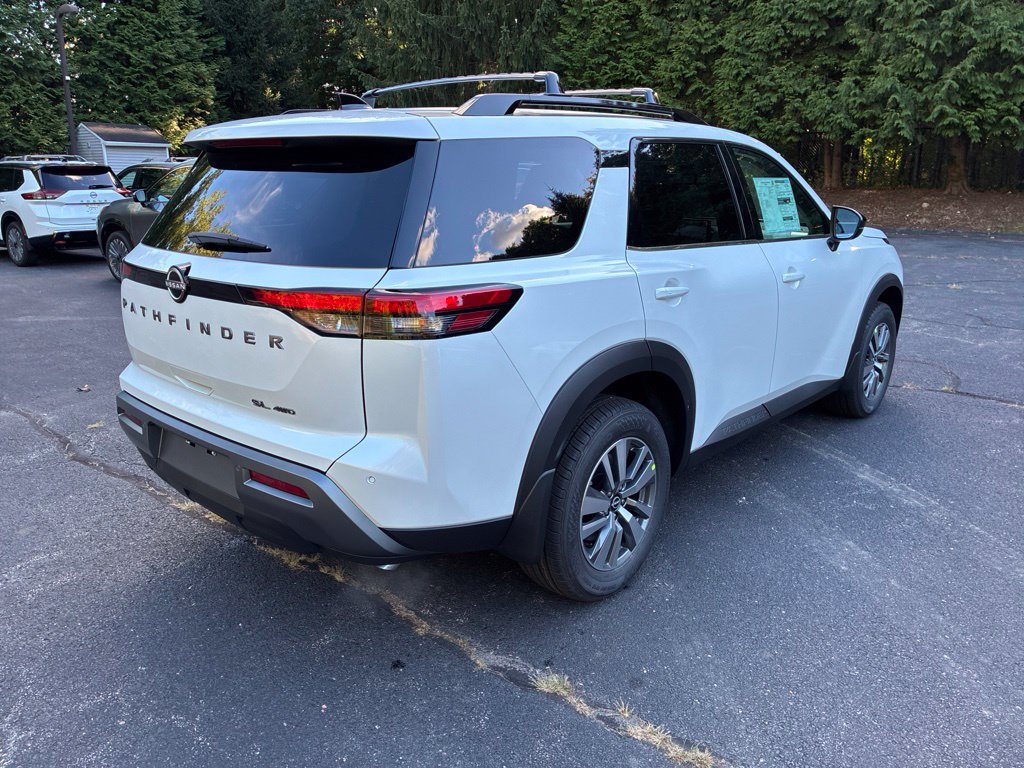 New 2026 Nissan Pathfinder SL AWD/4WD image 7