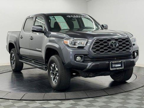 Certified 2021 Toyota Tacoma TRD Off-Road w/ Technology Package AWD/4WD image 8
