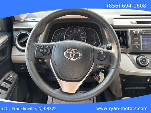 Used 2015 Toyota RAV4 LE AWD/4WD image 10