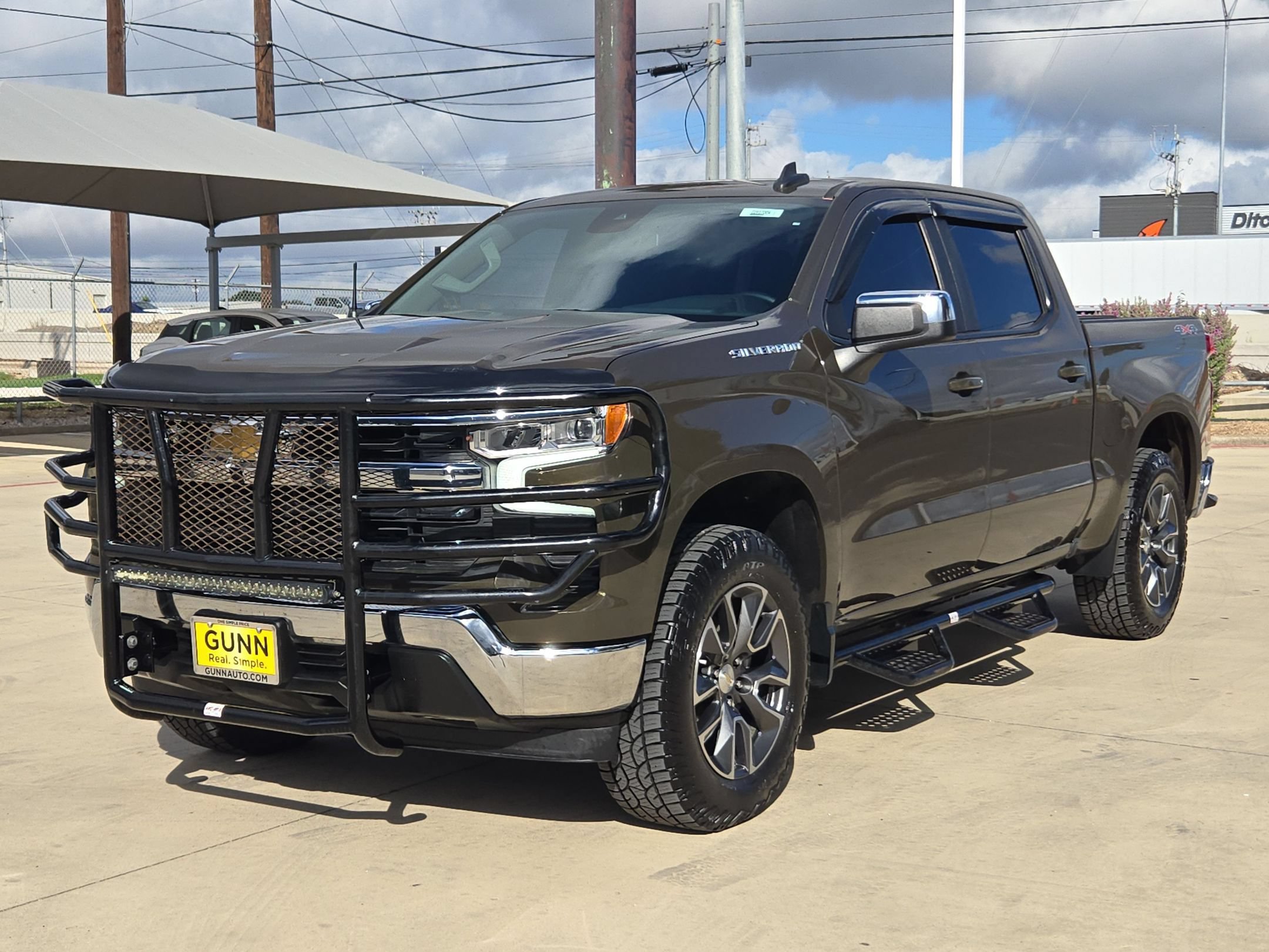Certified 2023 Chevrolet Silverado 1500 LT AWD/4WD image 7