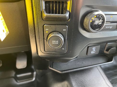 Used 2023 Ford F150 XL image 22