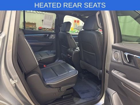 Used 2025 Buick Enclave Avenir w/ Super Cruise Package image 18