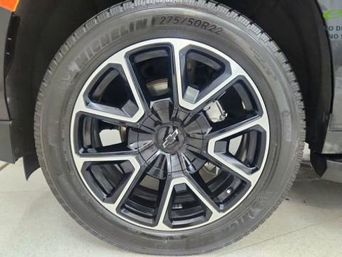 Used 2021 Chevrolet Tahoe RST w/ Luxury Package RWD image 59