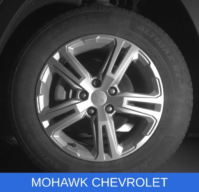 Used 2020 GMC Terrain SLE w/ LPO, Floor Liner Package AWD/4WD image 26