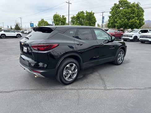 Used 2025 Chevrolet Blazer LT AWD/4WD image 7