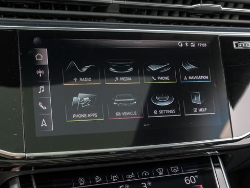 Used 2019 Audi Q8 Prestige AWD/4WD image 31