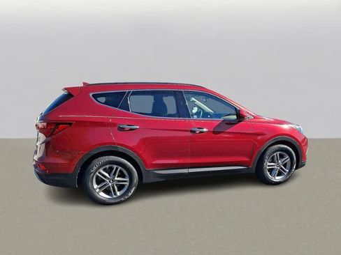 Used 2017 Hyundai Santa Fe Sport image 6
