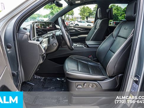 Used 2023 Cadillac Escalade ESV Sport RWD image 21