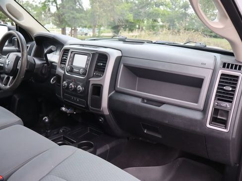 Used 2016 RAM 2500 Tradesman w/ Chrome Appearance Group AWD/4WD image 16