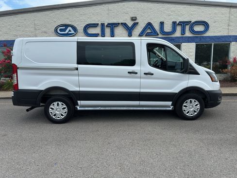 Used 2025 Ford Transit 250 Low Roof w/ Exterior Upgrade Package RWD image 3