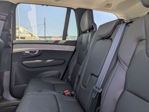 New 2026 Volvo XC90 T8 Ultra w/ Lounge Package AWD/4WD image 12