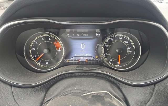 Used 2020 Jeep Cherokee Limited AWD/4WD image 6