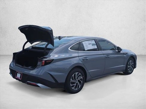 New 2026 Hyundai Sonata Blue FWD image 2