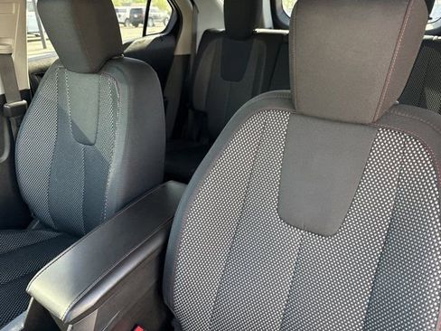 Used 2015 Chevrolet Equinox LT w/ Driver Convenience Package image 12