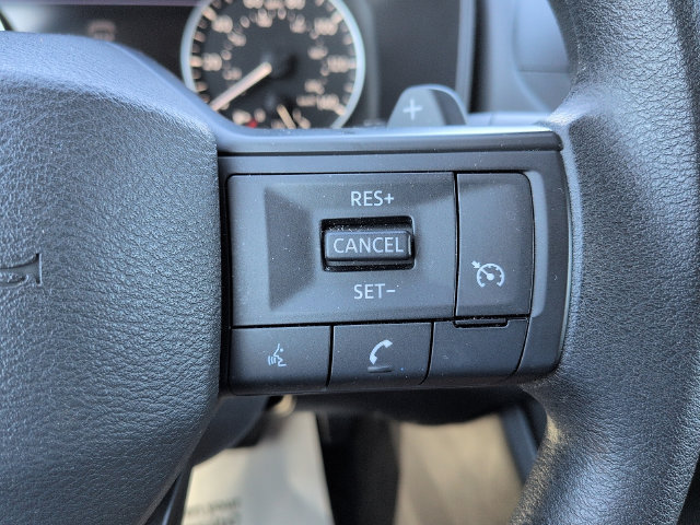 Used 2025 Nissan Rogue S FWD image 16