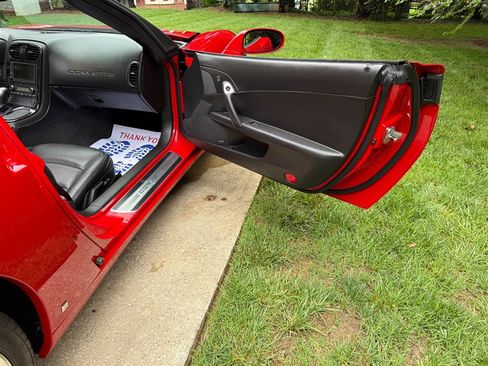 Used 2008 Chevrolet Corvette Coupe w/ Preferred Equipment Group RWD image 58