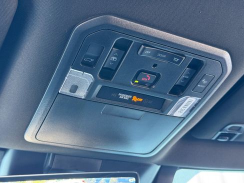 Used 2024 Toyota Sequoia Platinum image 37