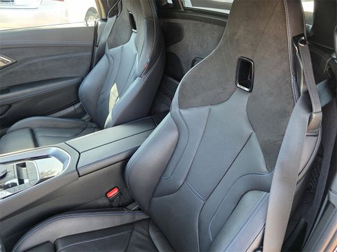 Used 2023 BMW Z4 M40i w/ Premium Package image 10