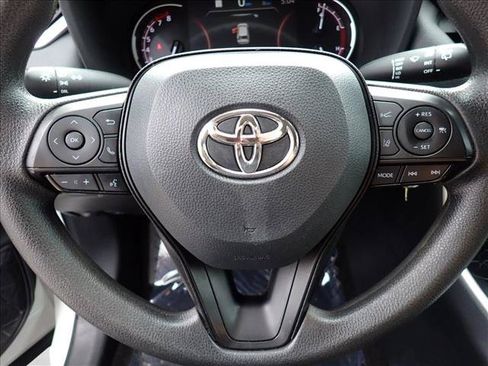 Used 2025 Toyota RAV4 LE FWD image 13