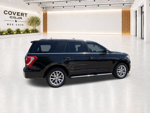 Used 2020 Ford Expedition XLT w/ Equipment Group 202A RWD image 12