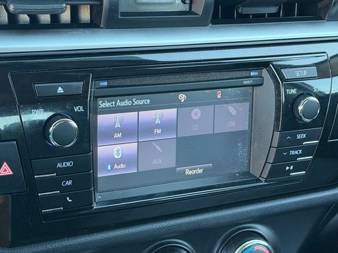 Used 2016 Toyota Corolla L FWD image 17
