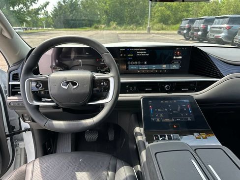 Certified 2026 INFINITI QX80 Luxe w/ Exterior Package AWD/4WD image 49