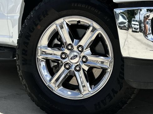 Used 2025 Ford F150 XLT w/ Equipment Group 301A Standard AWD/4WD image 9