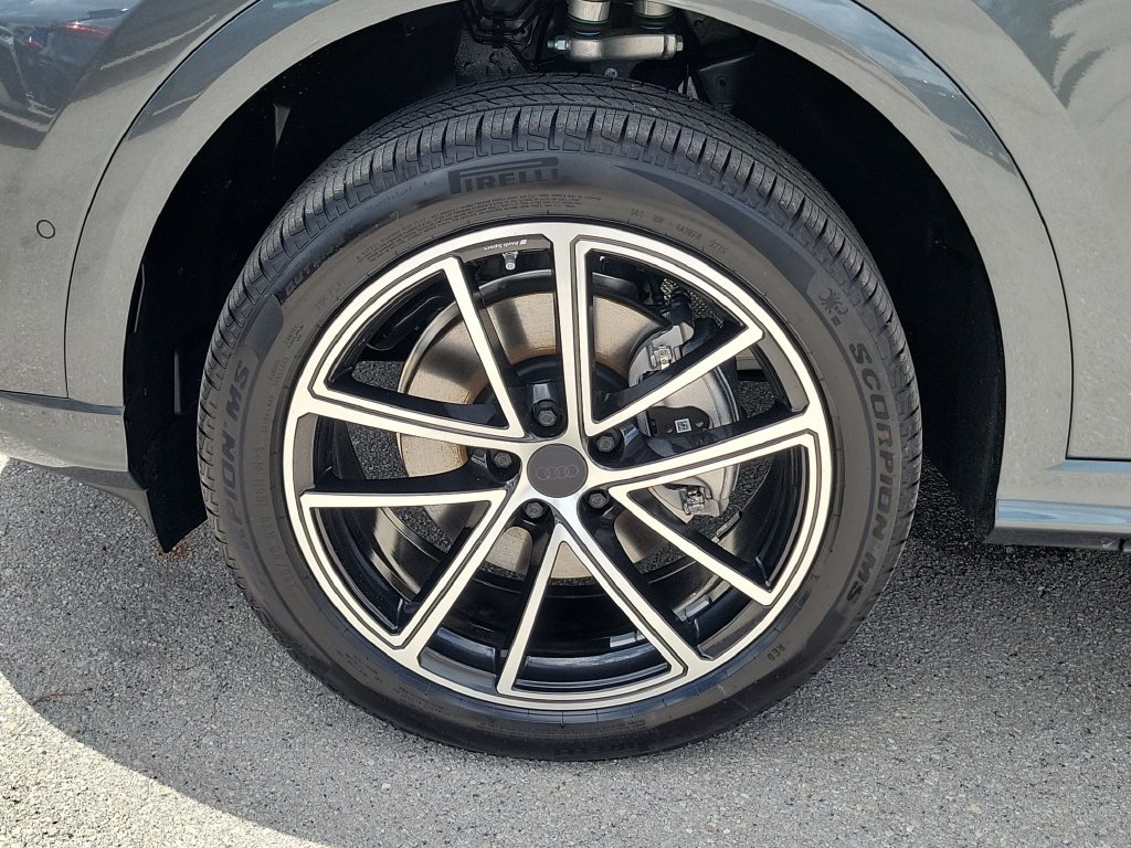 New 2026 Audi Q5 Premium Plus AWD/4WD image 12
