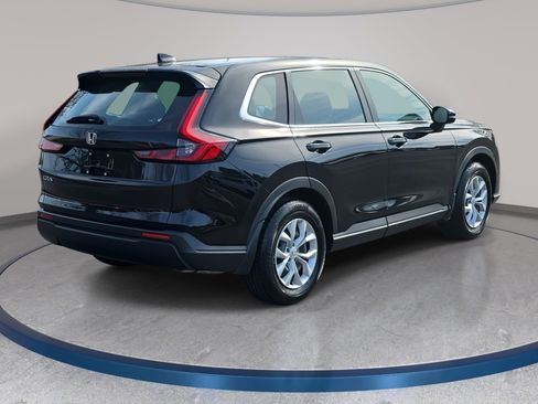 Used 2023 Honda CR-V LX image 5