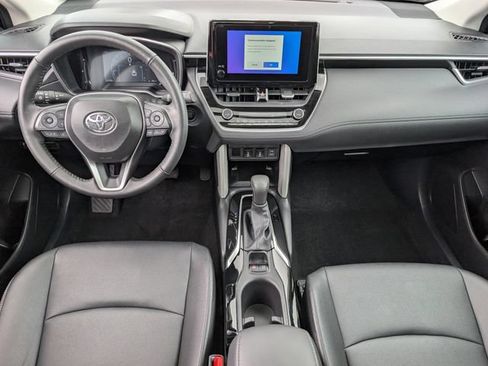 Certified 2024 Toyota Corolla Cross XLE w/ Convenience Package FWD image 11