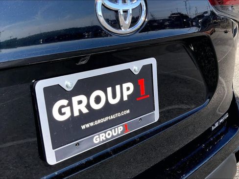 Certified 2024 Toyota Highlander LE image 10