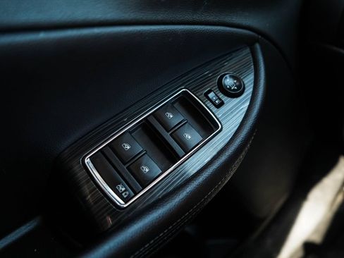 Used 2020 Chevrolet Impala LT FWD image 28