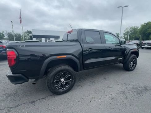 Certified 2023 GMC Canyon Elevation w/ Convenience Package AWD/4WD image 8