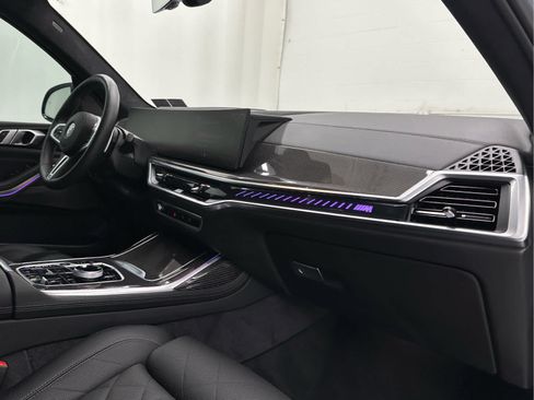 Used 2026 BMW X7 M60i AWD/4WD image 18
