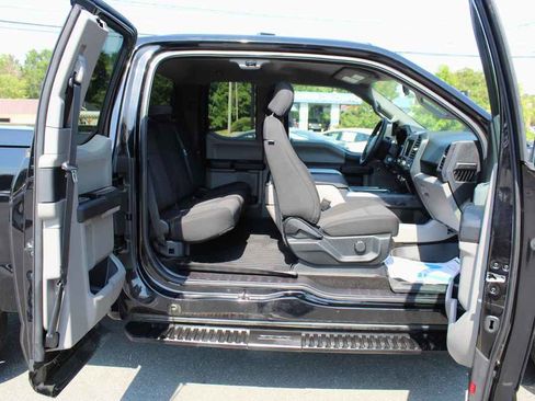 Used 2017 Ford F150 XL w/ Equipment Group 101A Mid AWD/4WD image 5