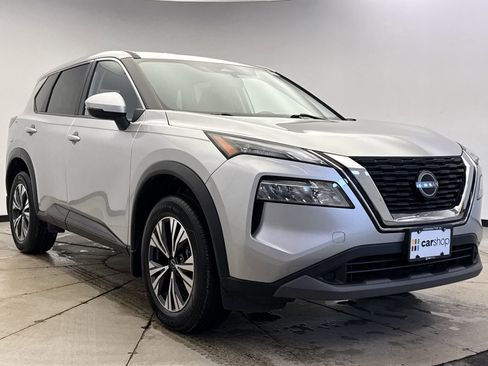 Used 2023 Nissan Rogue SV image 7