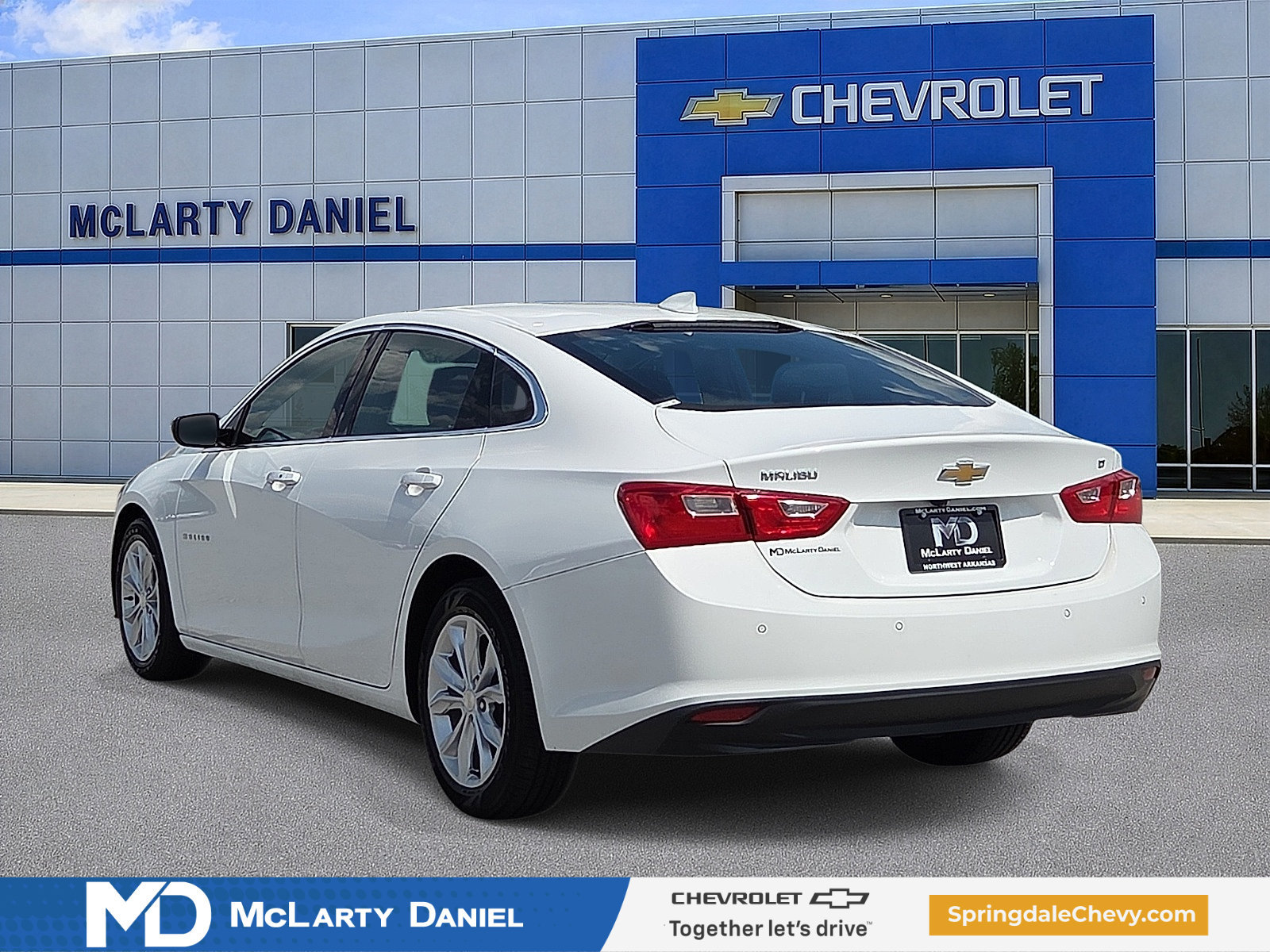 Certified 2025 Chevrolet Malibu LT FWD image 4